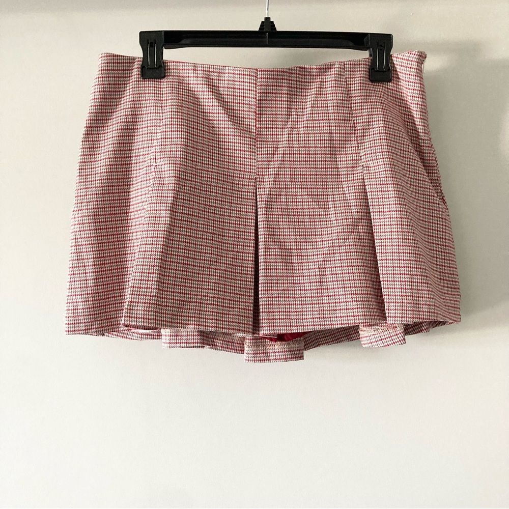NWT Urban Outfitters‎ pleated mini skirt M